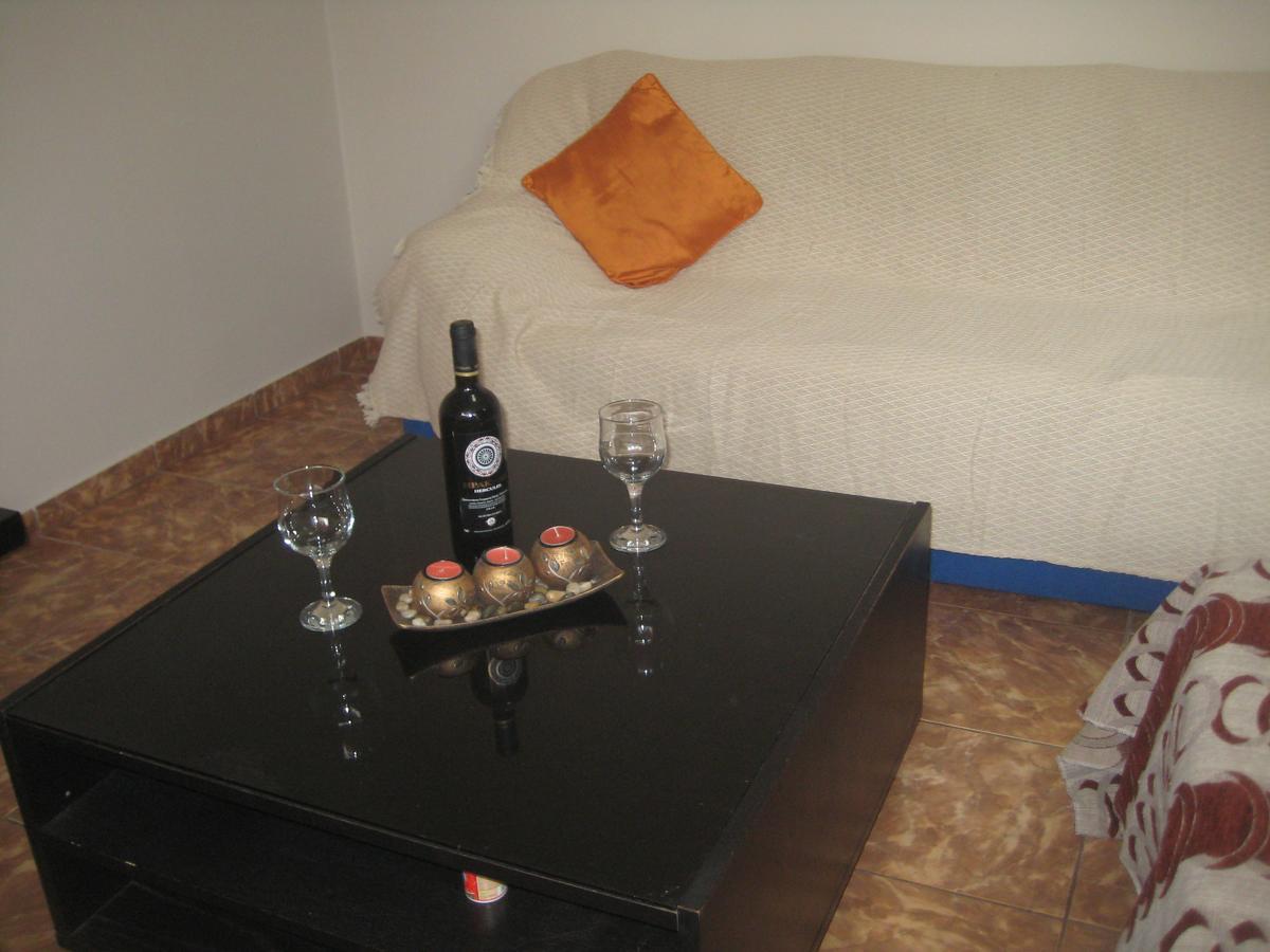 Rea'S Guest House Artemida  Esterno foto