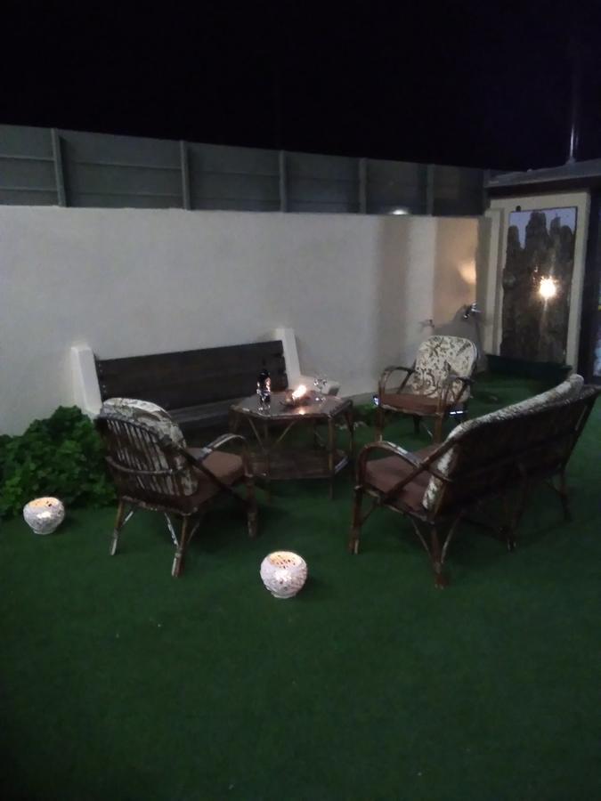 Rea'S Guest House Artemida  Esterno foto